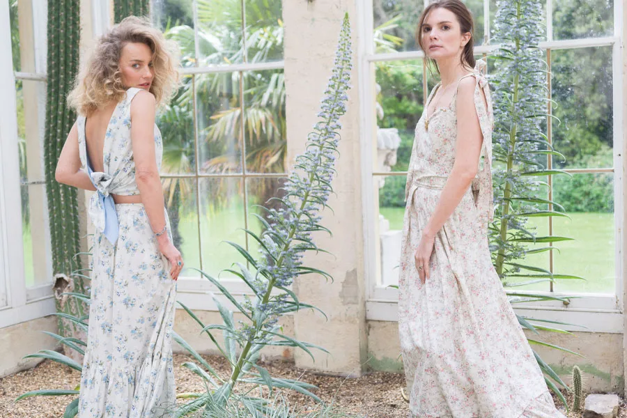estila-feature-modern-women-in-love