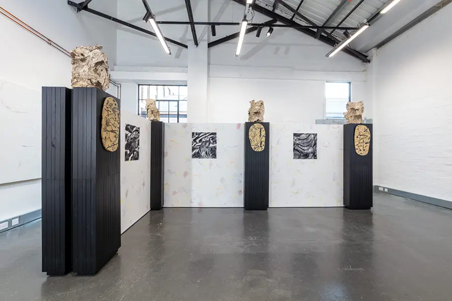 Elizabeth xi bauer gallery new in London