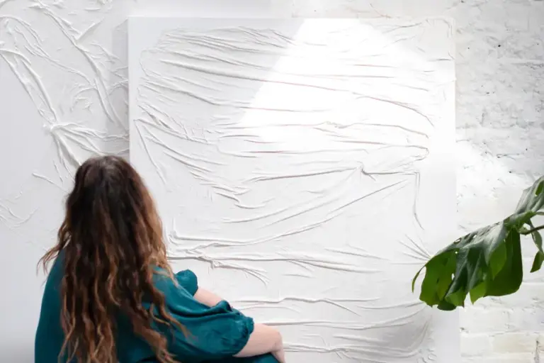 Samantha Davies artist story by estila